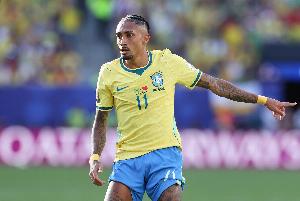 巴媒：拉菲尼亚最快1/8决赛复出，但更可能是1/4决赛才能回归