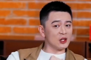杨鸣：教练是高危的 几个运动员不满&联合来输几场 教练就得下课