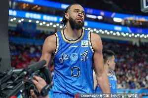京媒：CBA外援工资帽是个软帽 超了只需额外缴纳调节费 并不违规