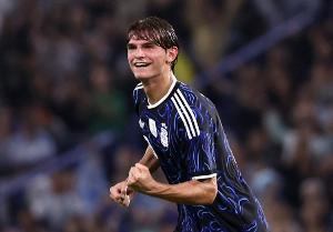 皇马官方：帕斯下赛季继续留在科莫！皇马保留27/28赛季回购权