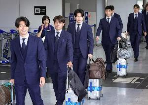 遭巴西绝杀无缘16强，日本队今日回国抵达东京