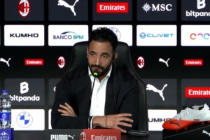 阿莫林：别指望我会成为“穆里尼奥” 终极目标是统治联赛