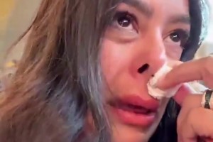还是老了！巴拉圭乳神激动落泪：我们不是二三流球队，我们是精英视频封面