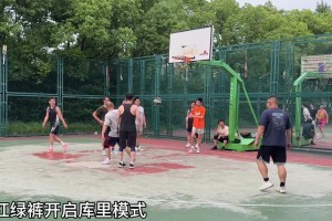 超音速射手，雷阿伦附体，当代库里，强的可怕！这球还要打吗？视频封面