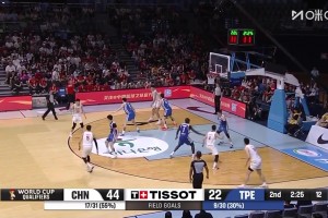 这才是NBA球员该有的表现！杨瀚森低位碾压背打转身上篮打进视频封面